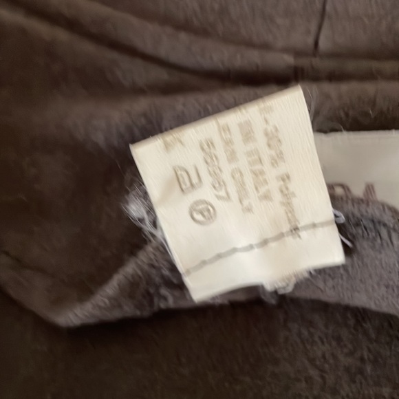 VTG Strada Wool Cape with Scarf - Picture 9 of 9